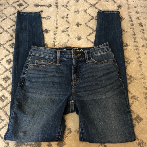 NWT Universal Thread Jeans - Picture 4 of 9